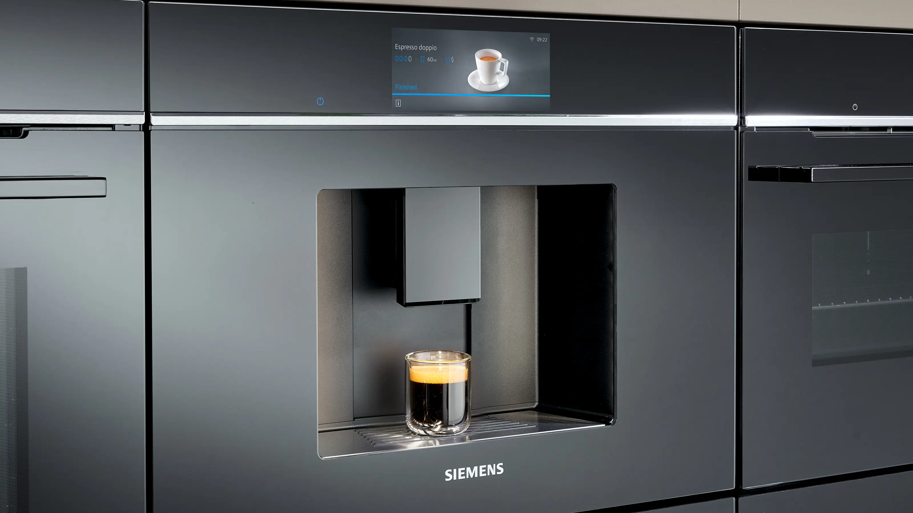 Siemens iQ700 CT718L1B0 Built-In Fully Automatic Coffee Machine – Black - Image 3