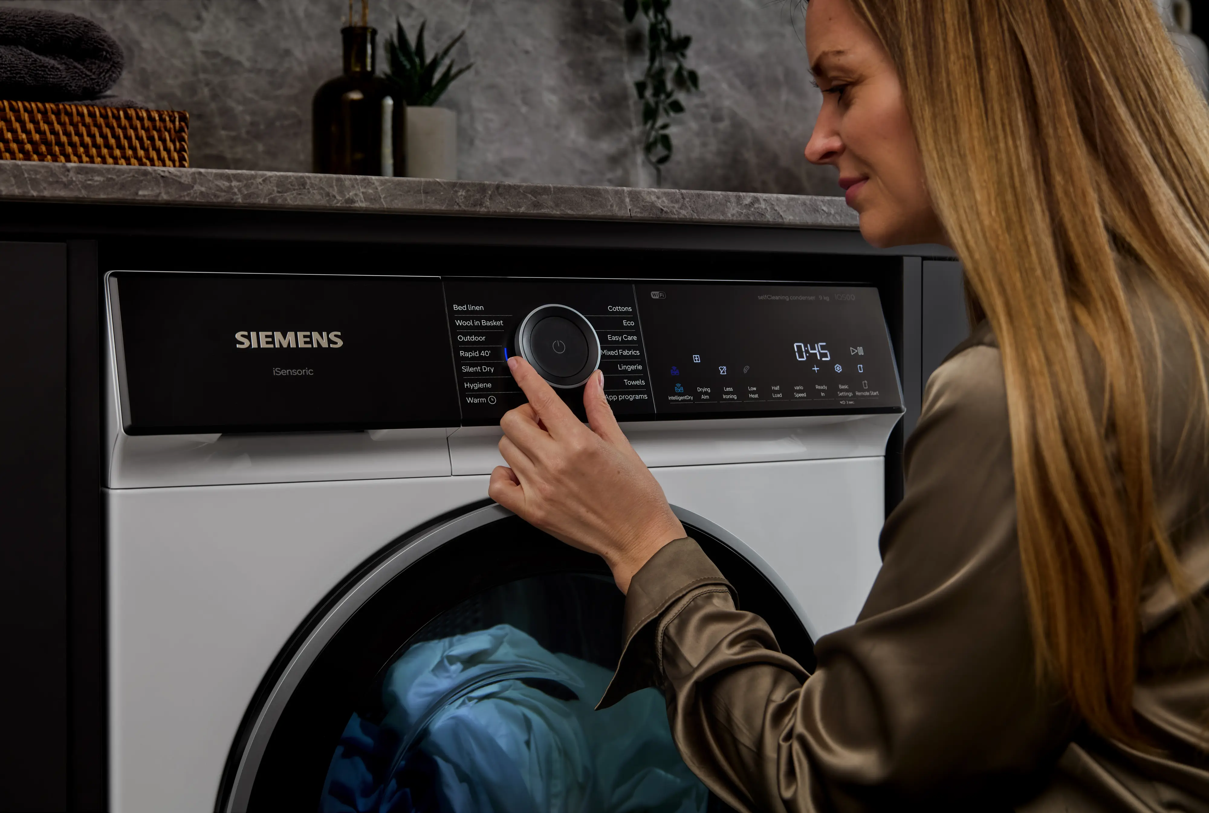 Siemens iQ500 WQ46H2D9GB 9kg Heat Pump Tumble Dryer – White - Image 8