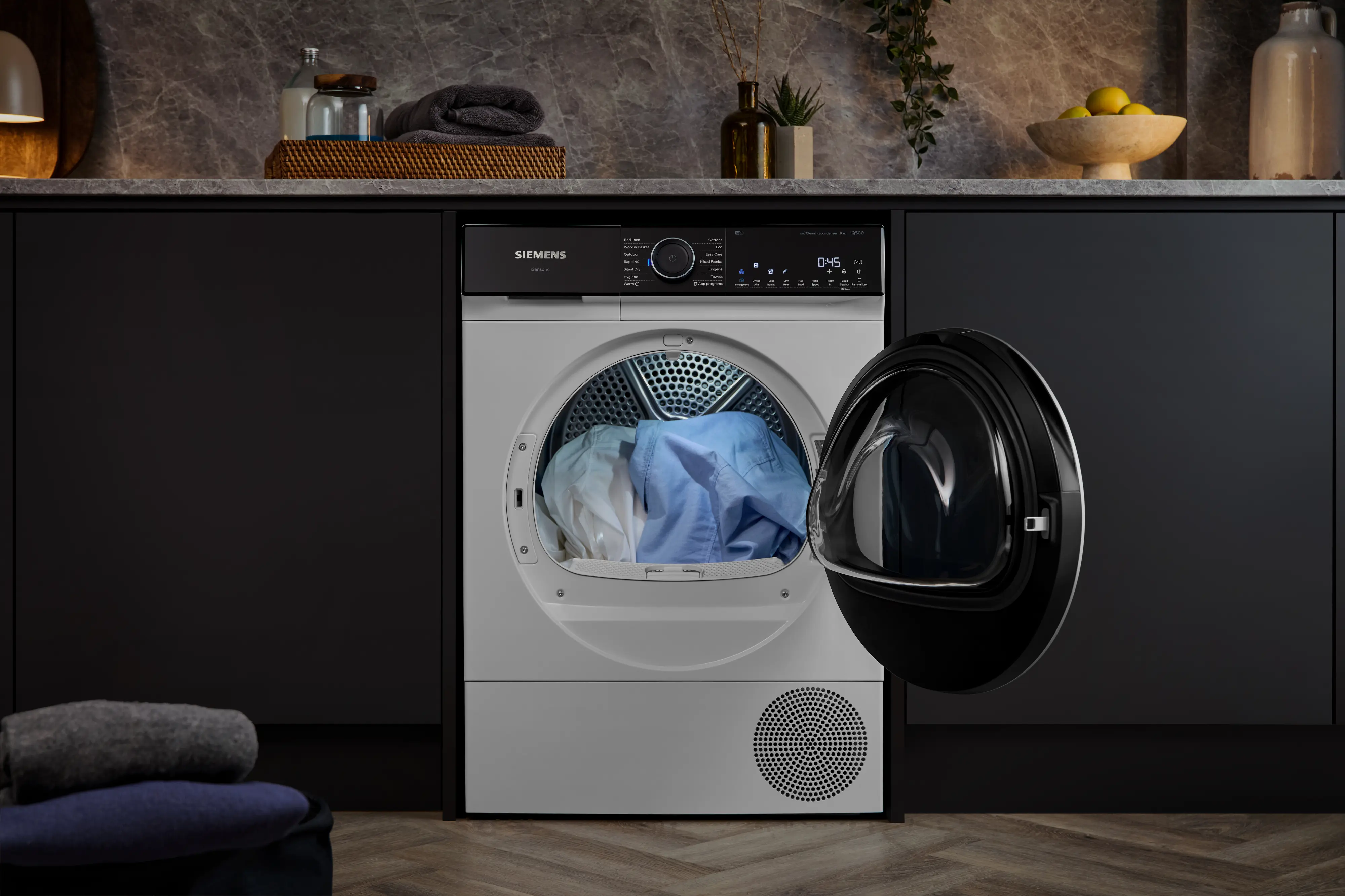 Siemens iQ500 WQ46H2D9GB 9kg Heat Pump Tumble Dryer – White - Image 7